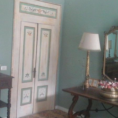 Villa Di Miscio Sant'Agata di Puglia 外观 照片
