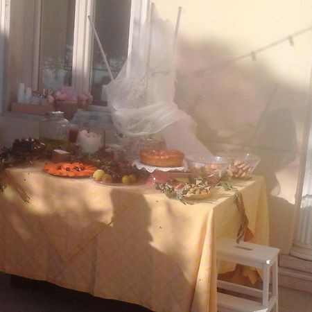 Villa Di Miscio Sant'Agata di Puglia 外观 照片