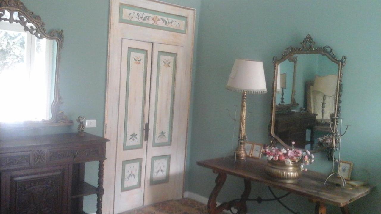 Villa Di Miscio Sant'Agata di Puglia 外观 照片